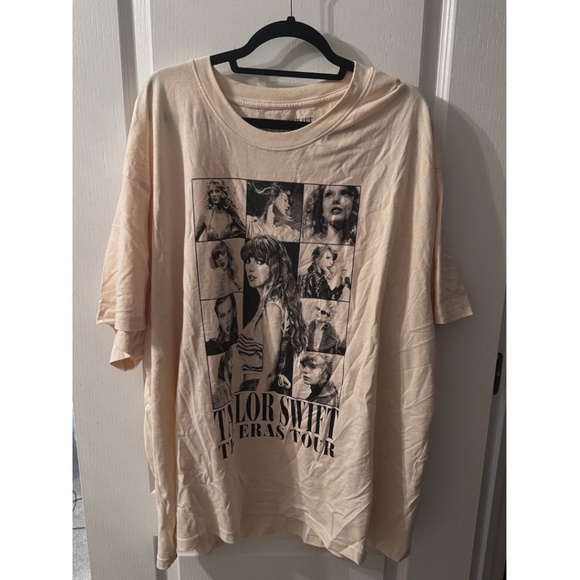 Taylor Swift | The Eras Tour US Dates Beige T-Shirt - Picture 3 of 7